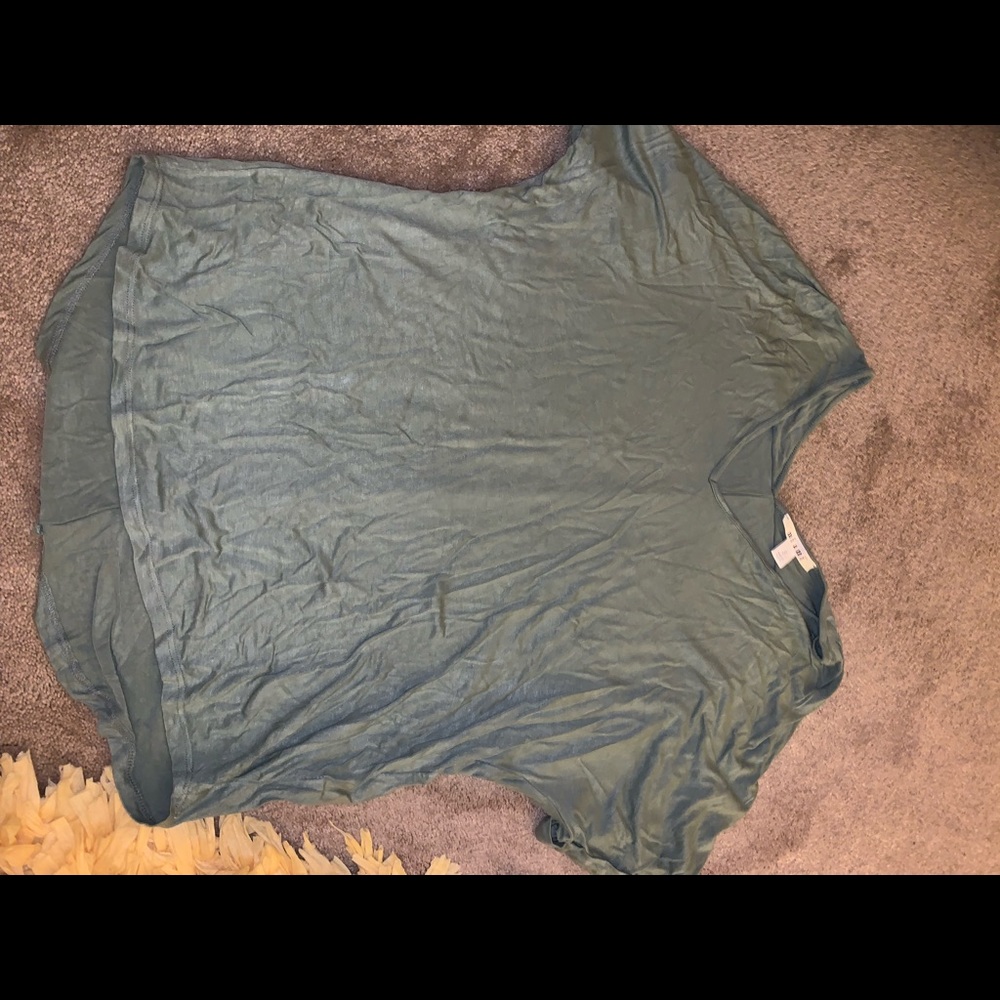 Francesca’s tee (olive green)